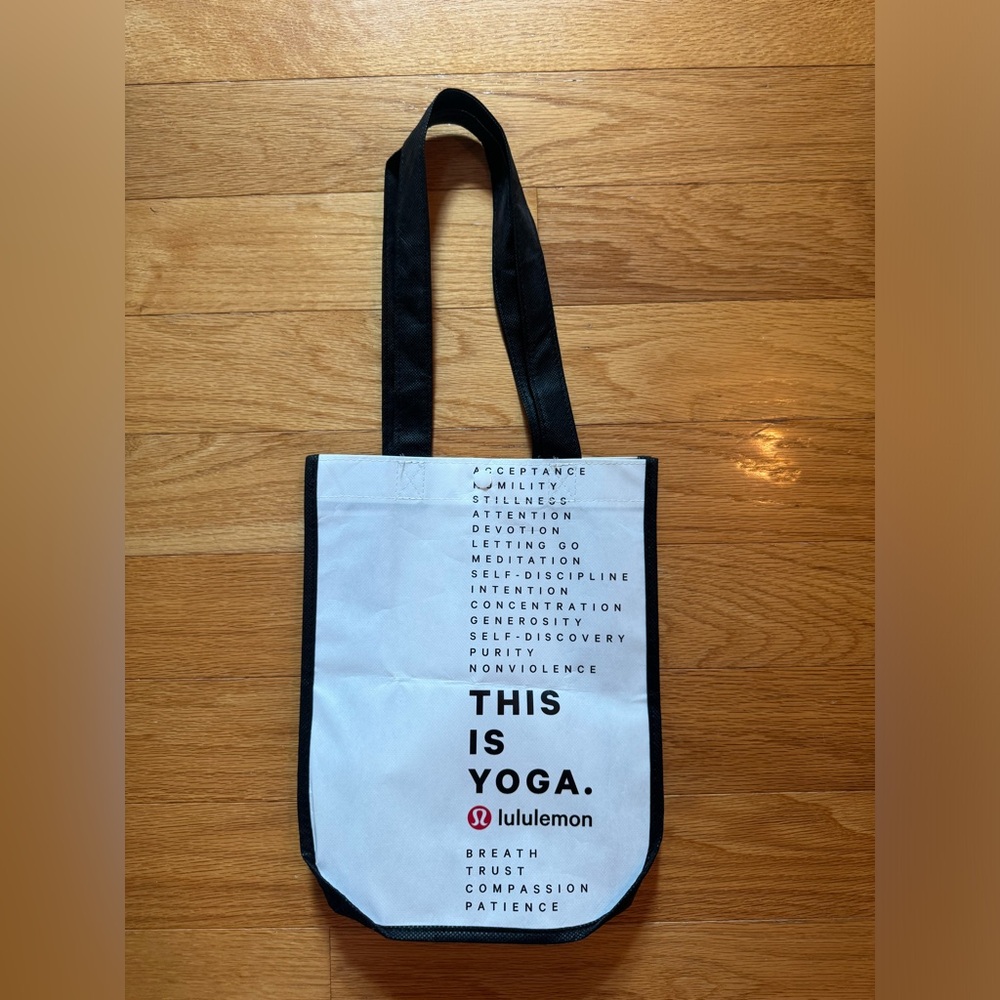 *3 for $9* Lulu Small Tote Bag